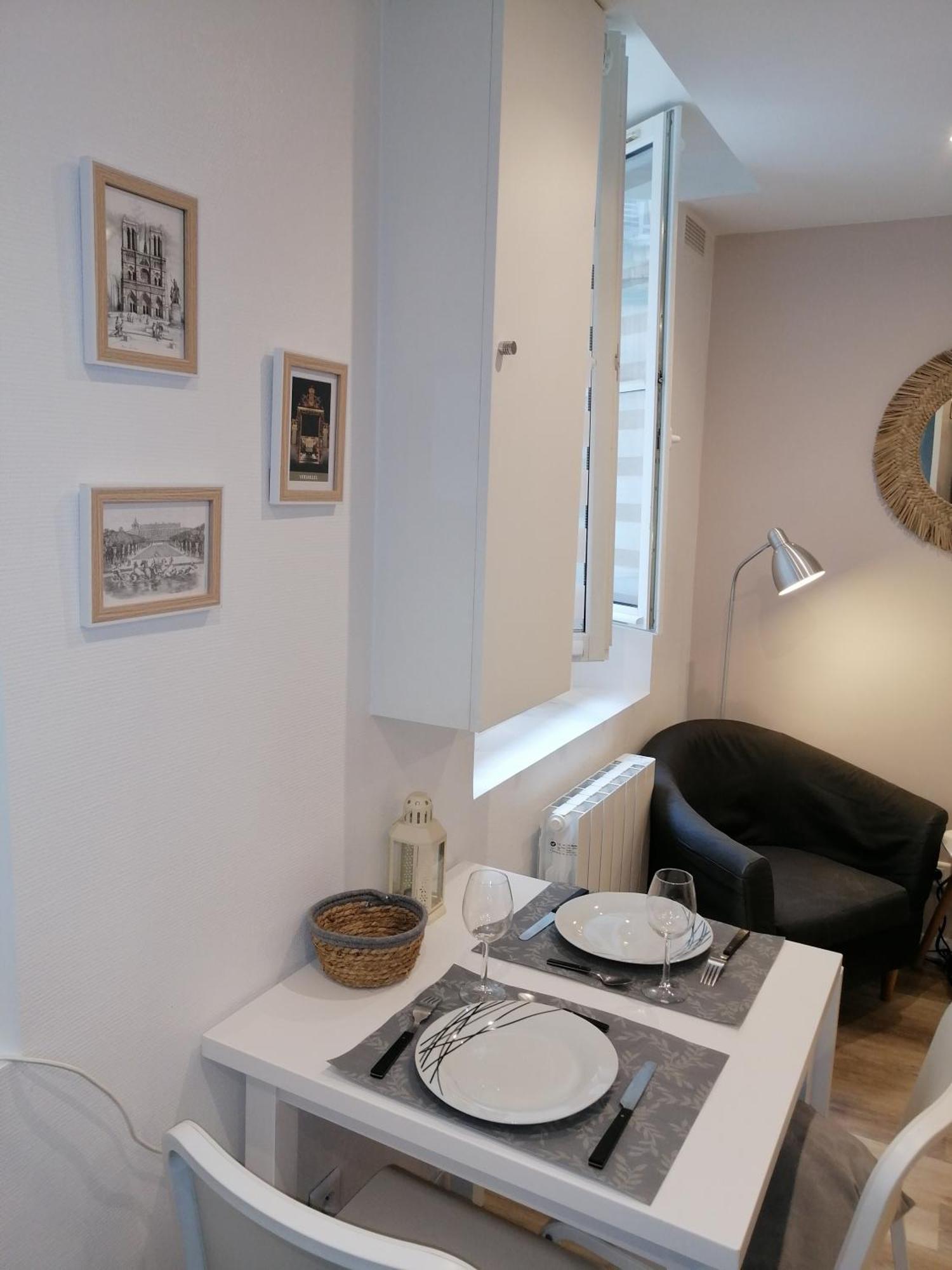 Le Vauban, Charmant Studio 5 Minutes Du Chateau Versailles Buitenkant foto