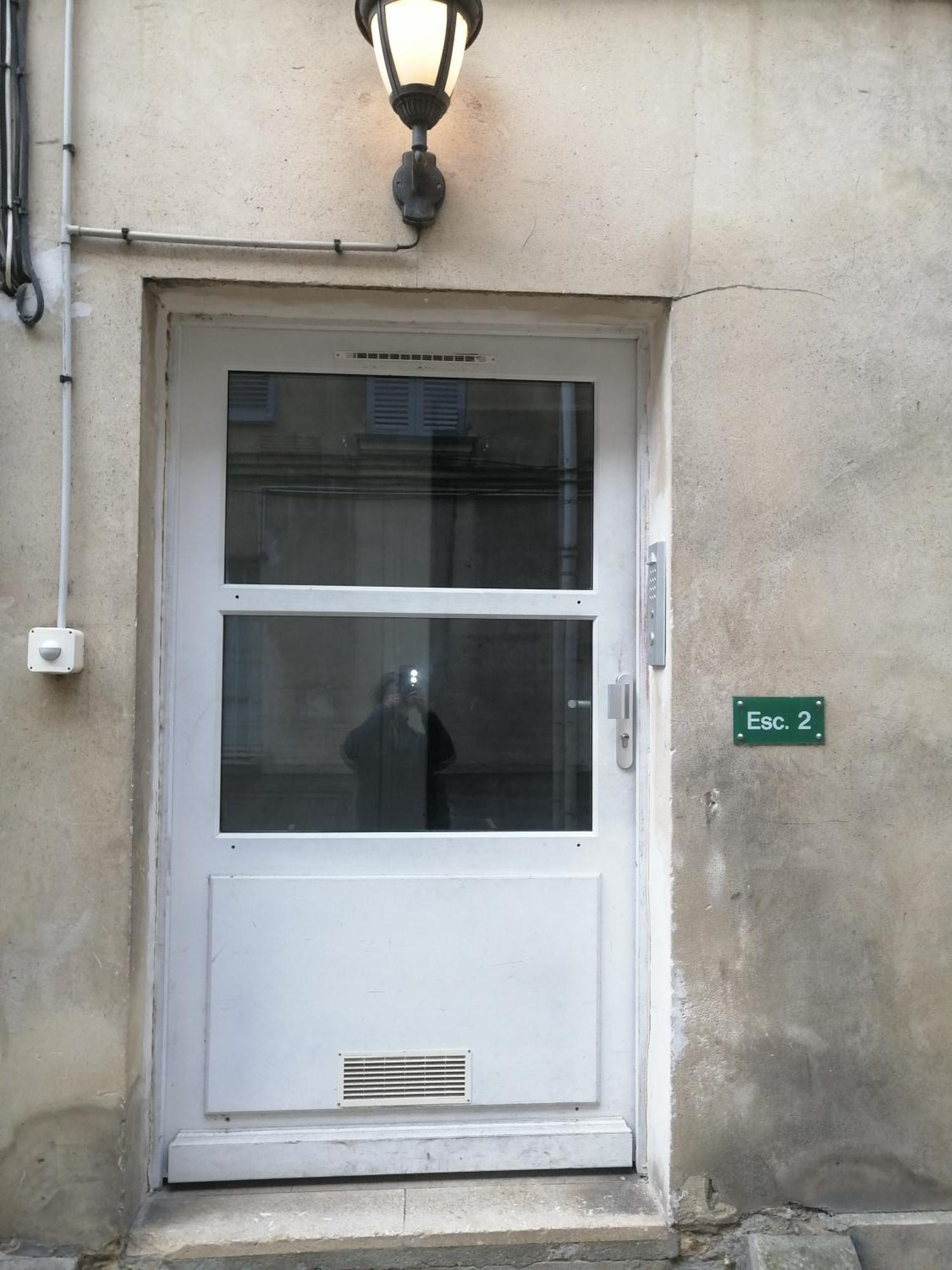 Le Vauban, Charmant Studio 5 Minutes Du Chateau Versailles Buitenkant foto